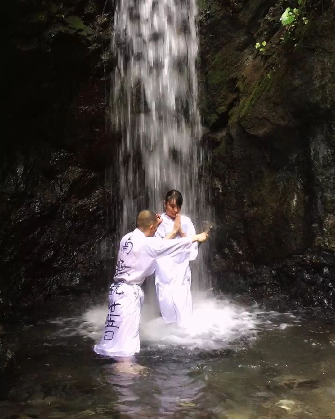 不用住民宿,下次去日本住寺院吧!