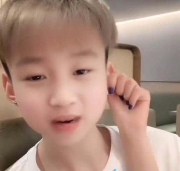 原创本以为王乐乐套路璐分手却等来了秀恩爱画面甜到无法自拔