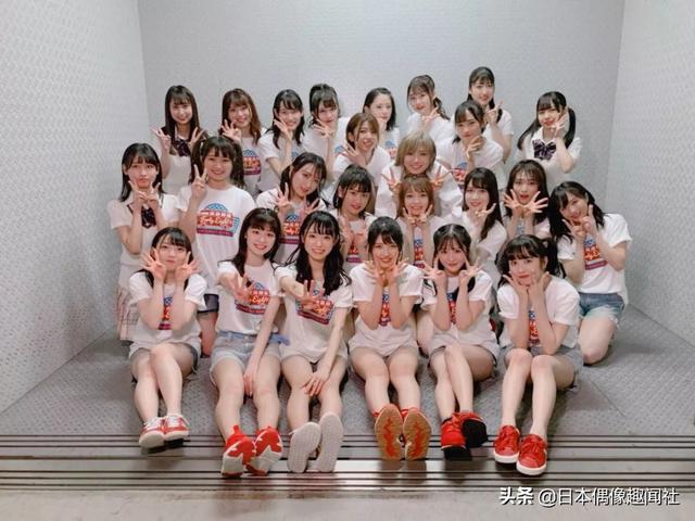 乃木坂46杂志图 在东京浅草寺前合影 尽显古典美 期生