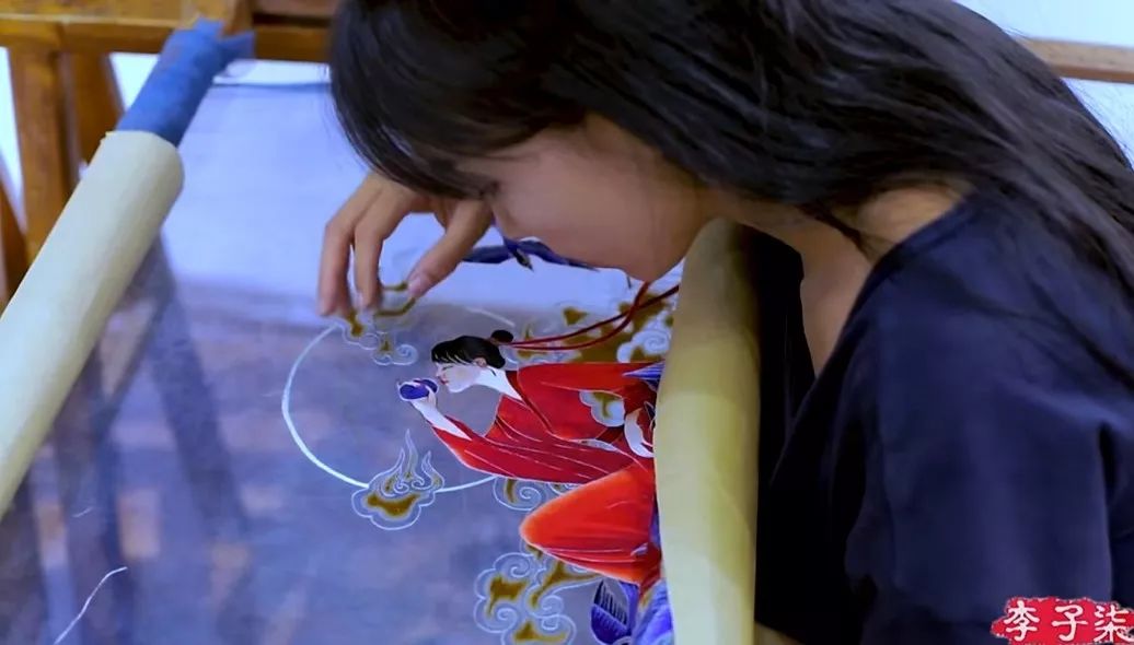年度最佳宝藏女孩,就是她了_李子柒
