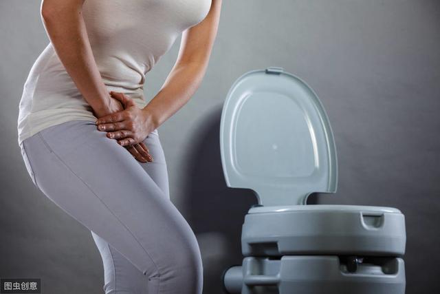 中老年女性一咳嗽就漏尿或许有这几个因素有关不妨了解下