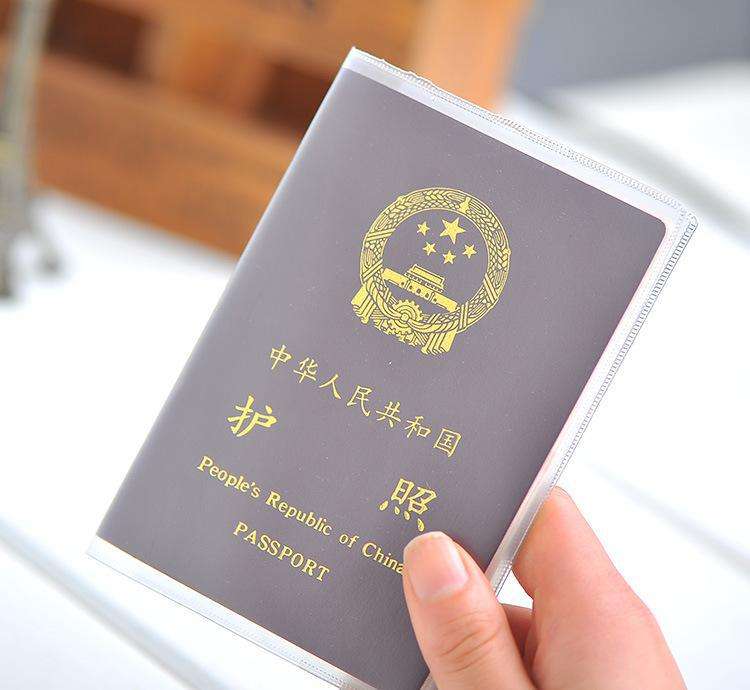 1) 护照原件和复印件2) entry stamp 入境阿联酋盖章(有效期一个月内)