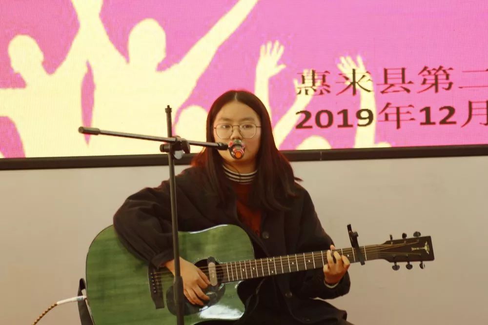 惠来二中第13届英语演讲比赛你参加了吗