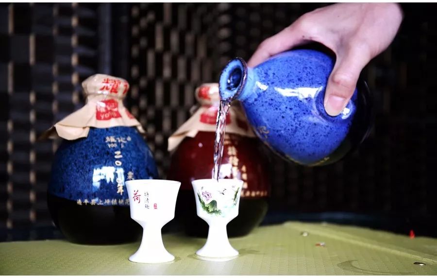 花气酒香清厮酿花腮酒面红相向这酒香味竟是从连平这个地方飘出来的