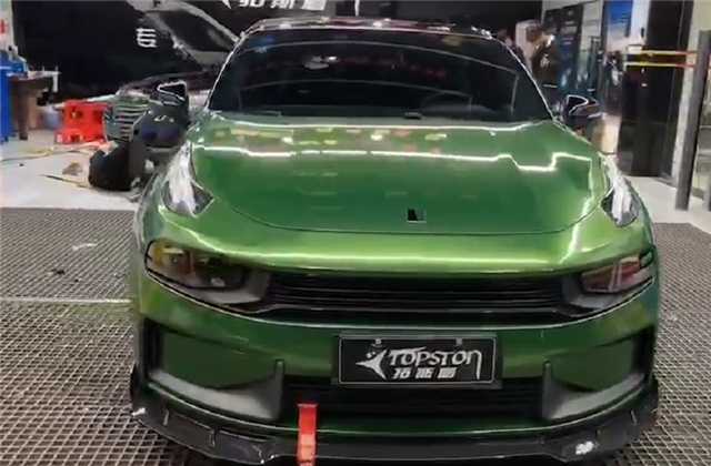 首台"曼巴绿"领克03 ,标配四驱,颜值不输超跑,回头率5颗星