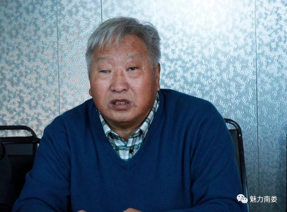 盂县南娄镇党委书记张俊虎,盂县工信局局长韩存志出席会议并讲话.