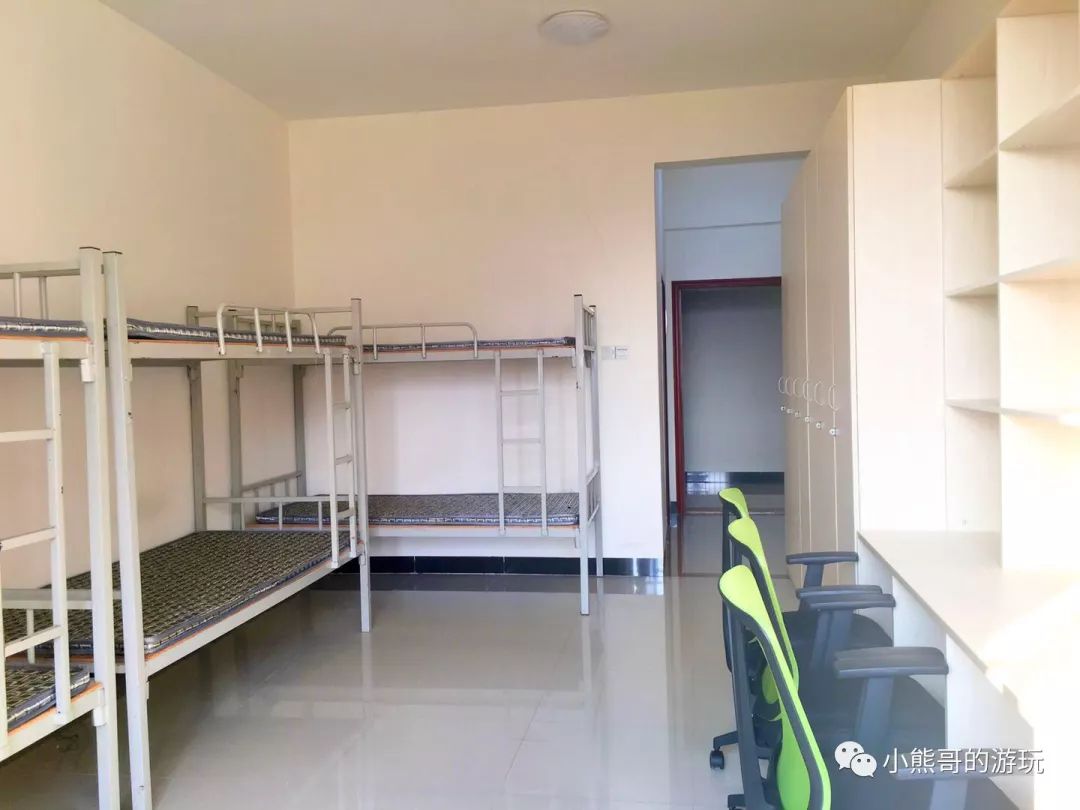 重点招一批上4天休息2天的正式工买广州社保住房公积金,每月拿到手