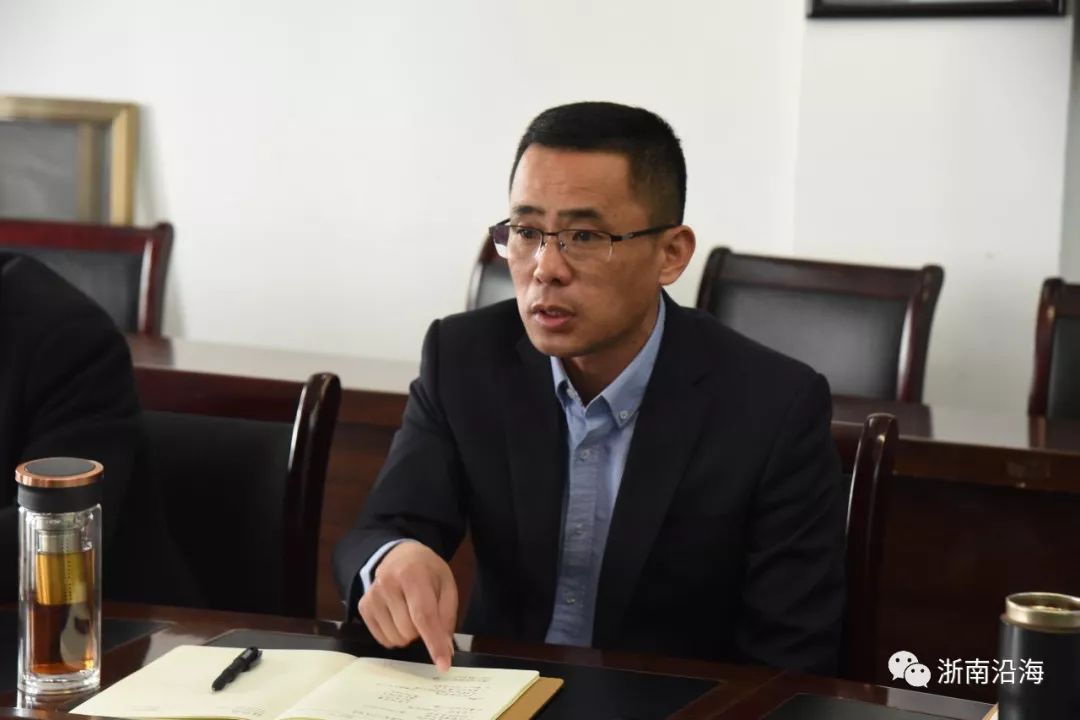 金荣在总结讲话时对商会近年来支持赤溪经济社会发展做出的贡献表示