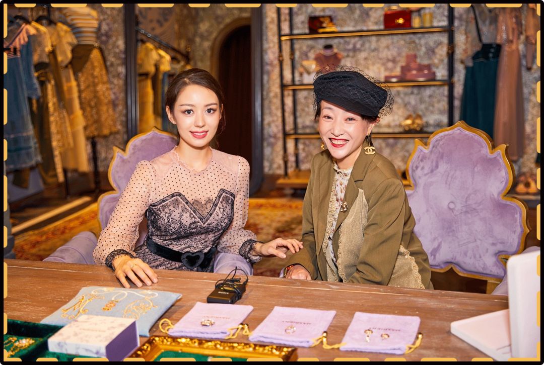 而且吉娜和品牌创始人 sara 成为了很好的朋友,  也算 maxrieny 的十