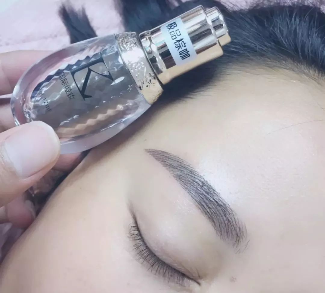 想做好仿真线条眉 这几点你必须要掌握.