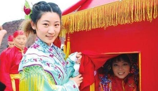 原创古代都有陪嫁丫鬟她们到夫家后是什么地位又有什么作用