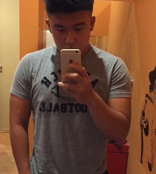 三年健身颜值飙升胖小伙瘦出锥子脸