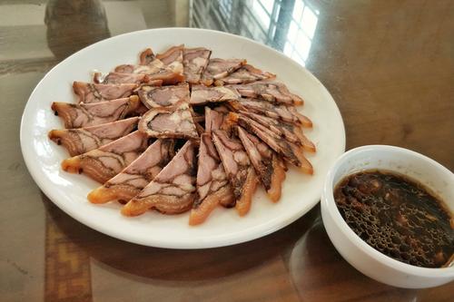 邯郸这道名菜切开像花朵餐桌上的抢手菜