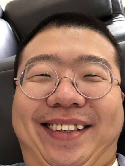 原创李诞为什么能娶到黑尾酱曾说上学的时候是校草看清照片心动了
