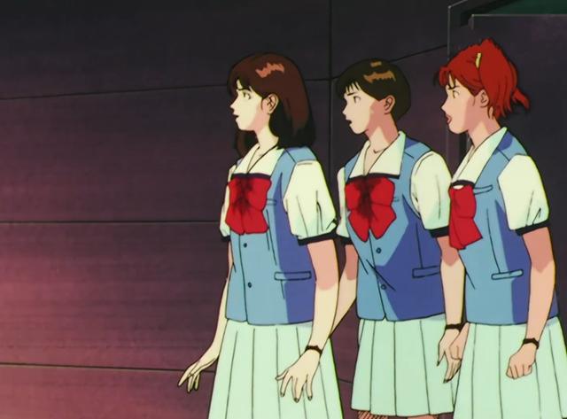 灌篮高手晴子樱木的感情线,她对樱木由警惕到接受,最后有些喜欢