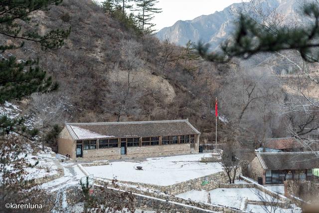 冬日里的住进雪国的山野乡居_百里乡