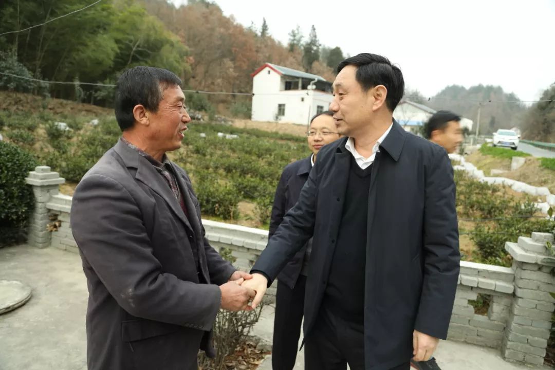 【陕西日报】许水兆:心里装着群众,脚下才有力量