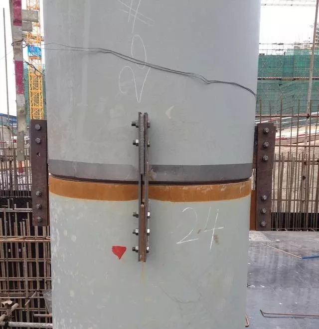 某超高层钢结构钢柱安装焊接过程