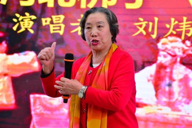 碑林路人朗诵者 张育捷女生小合唱《微山湖》演唱者 许凤娥 寇树华