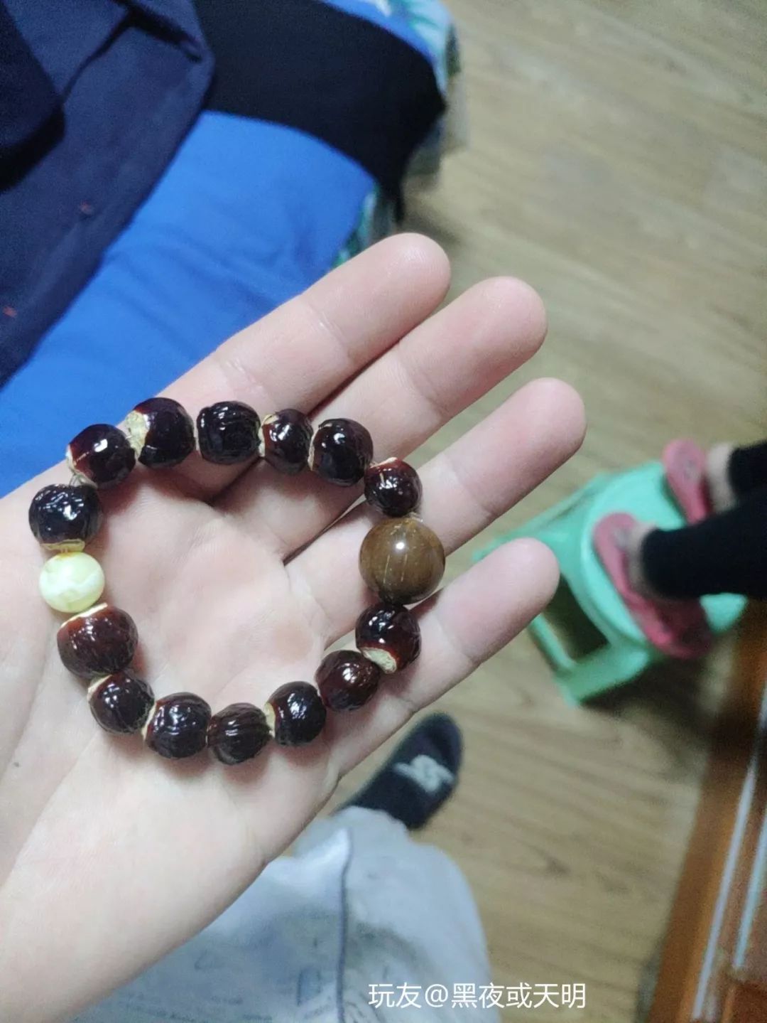 我盘了一条桂圆菩提几天后瘪了