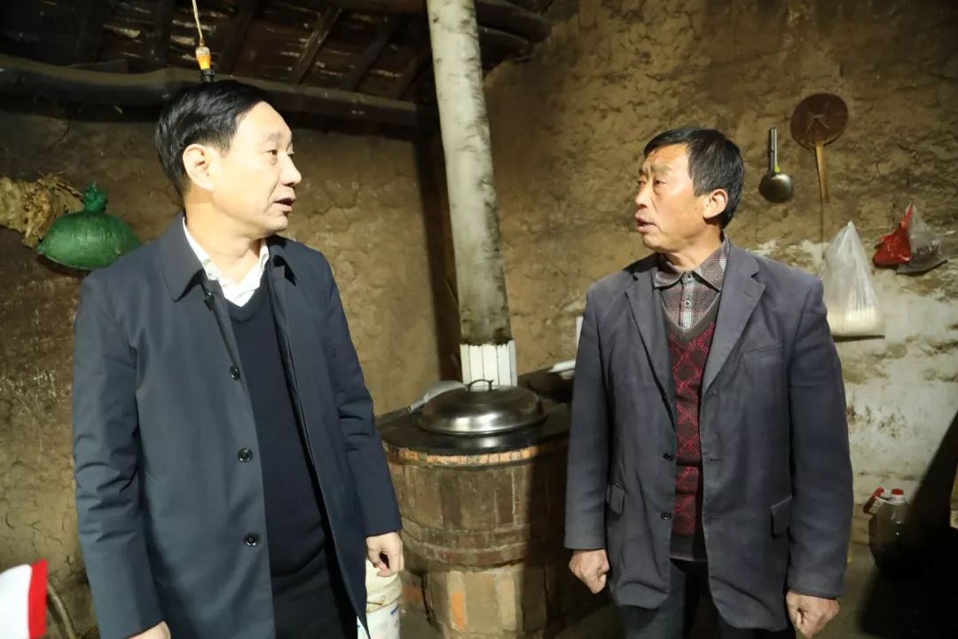 【陕西日报】许水兆:心里装着群众,脚下才有力量