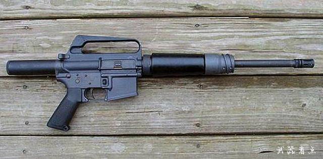 军事丨美军m231射孔枪,一分钟就1200发,现在仍在服役