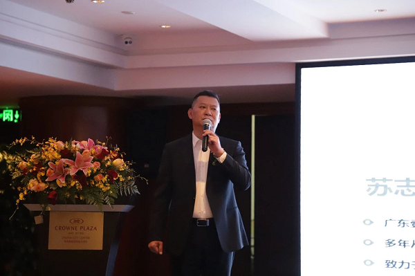 杨洪才表示,"三每网科·学安系统"运用互联网,物联网,大数据,ai人工