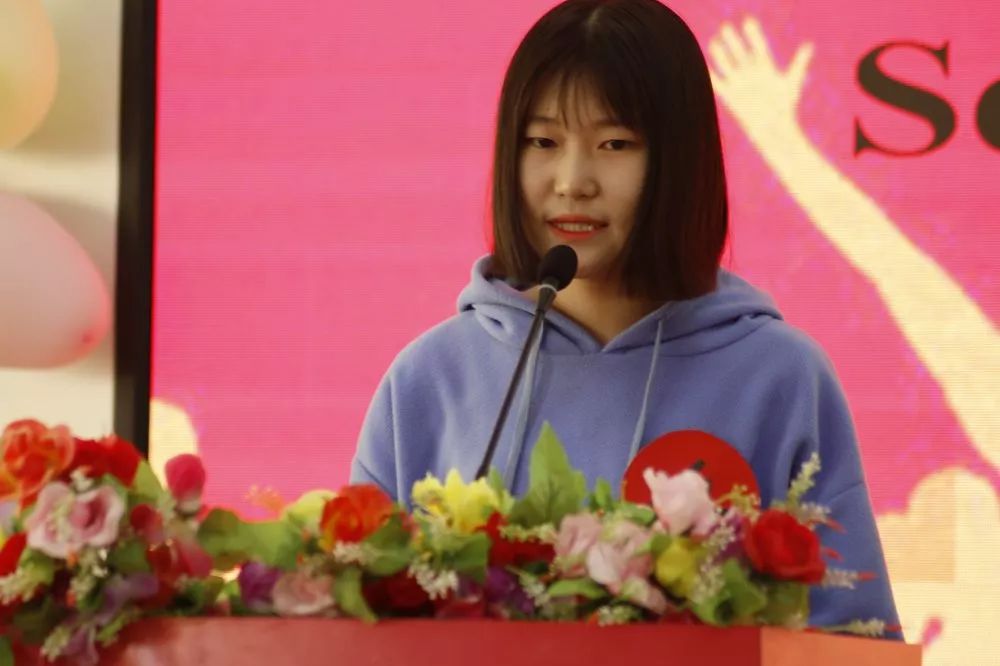 惠来二中第13届英语演讲比赛你参加了吗