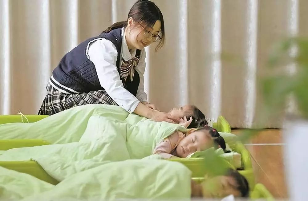 新疆各地州市将筹建婴幼儿照护服务机构!_公办幼儿园