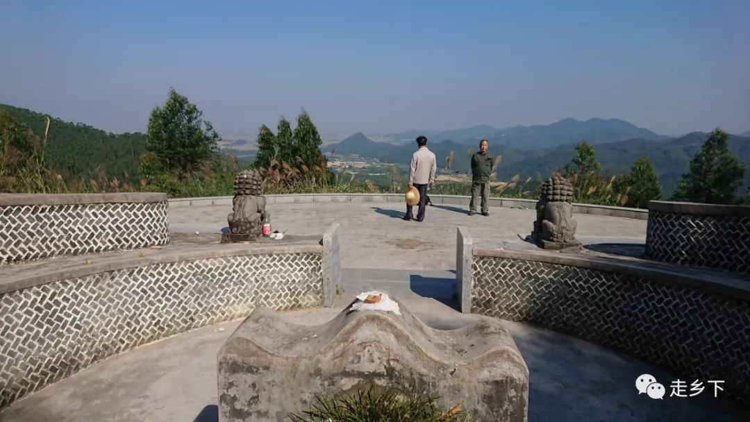 带你去看广东十大名古墓之台山黄氏宋代一品地通天烛又名仙人大座