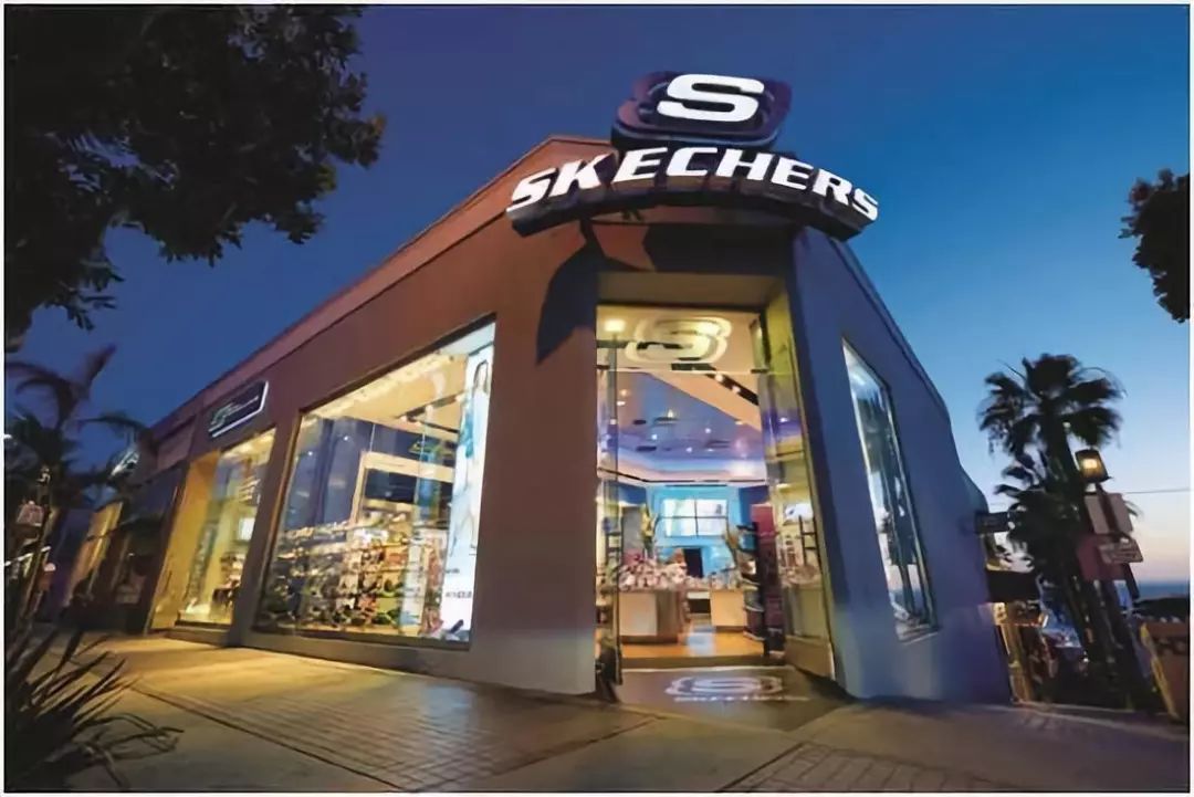 牛掰年赚322亿斯凯奇在中国开超级大店疯狂捞金