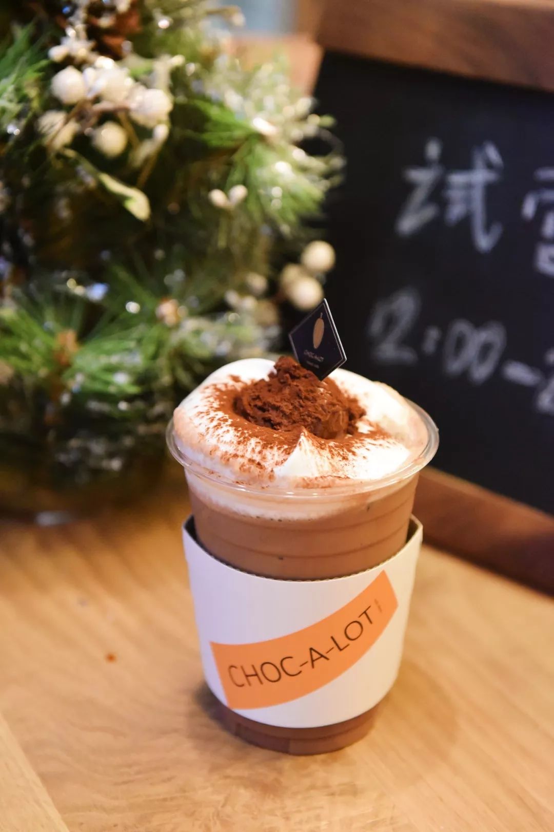 杭州首家肉桂卷热可可的专卖店一不小心做成了限定款每天都有人来问