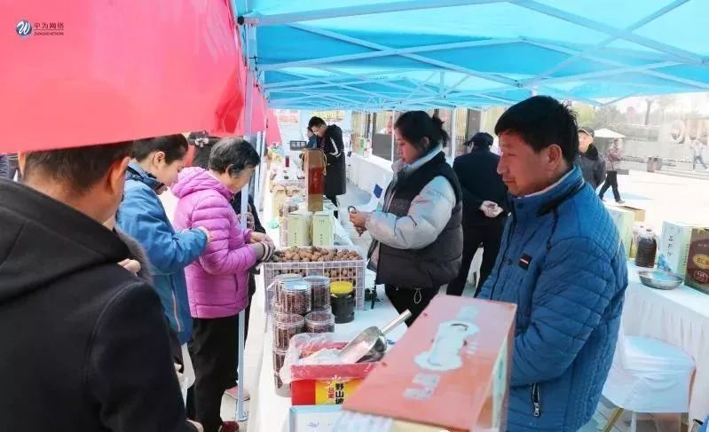 县供销联社通过多种形式推销麟游农特产品