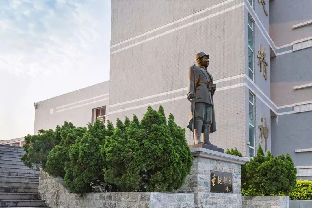青春记忆崇雅实验学校