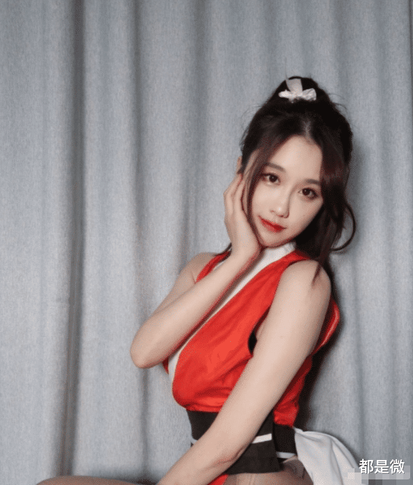 女主播轩子巨2兔cosplay不知火舞网友没想到不知火舞穿丝袜