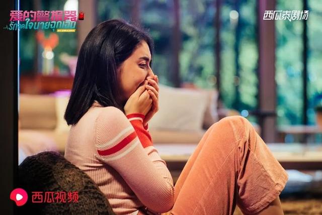 原创泰国10亿女主出新剧颜值超迪丽热巴魅力献身爱的警报器