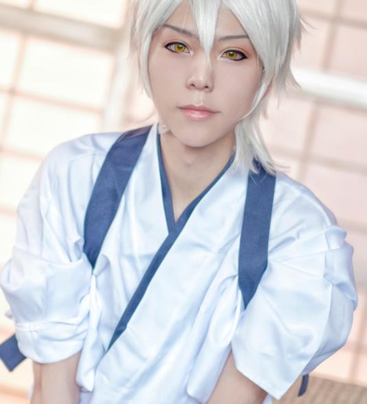 刀剑乱舞 鹤丸国永cosplay 帅气十足的小哥哥 平赖纲