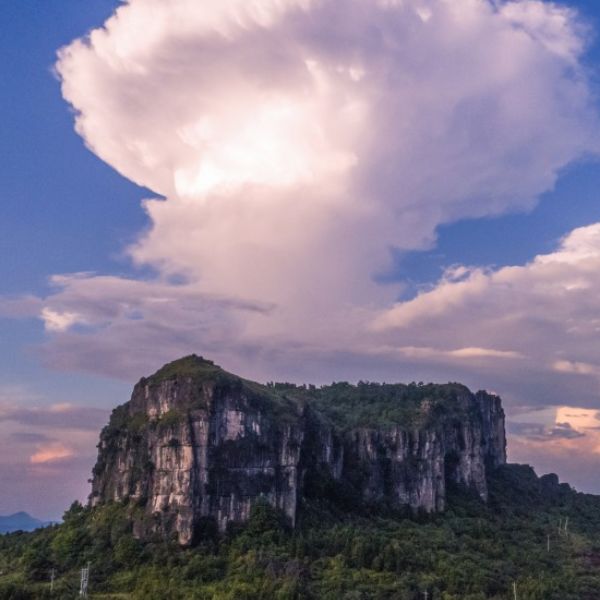 下周开始,好运连连,事业平步青云,有望走上人生巅峰的4大星座