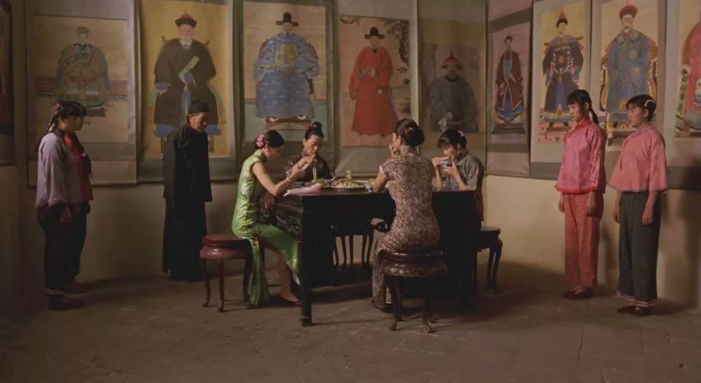 原创从《妻妾成群》到《大红灯笼高高挂》,折射中国女性命运之走向