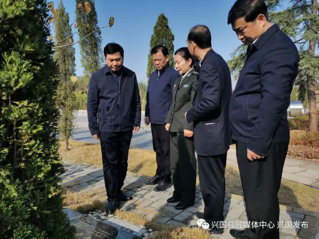 市雙擁工作領導小組副組長賴偉,縣委書記賴曉軍,縣委副書記,縣長陳黎