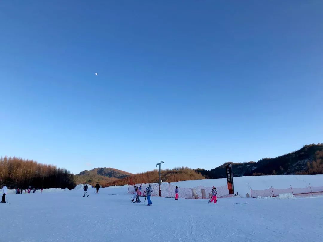 武汉出发48小时首滑体验,看雾,玩雪,拥抱一整个冬天_滑雪场