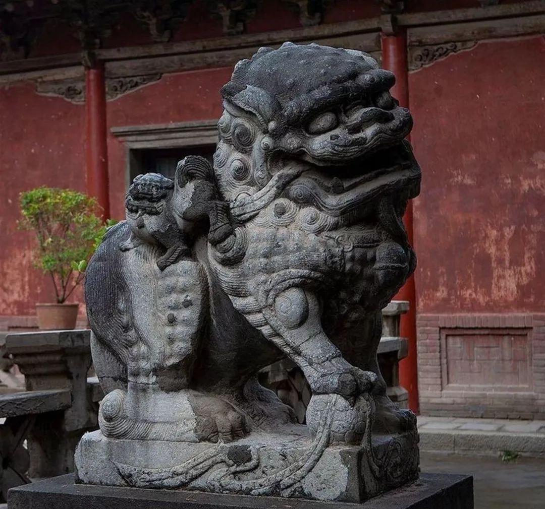 370年,吕光随王猛讨慕容暐,在灭前燕后,受封都亭侯,继而被任为豫州长