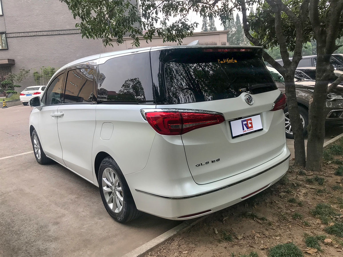 别克gl8车身改色电光月光白rg瑞集改色膜浙江永康加盟店出品店出品