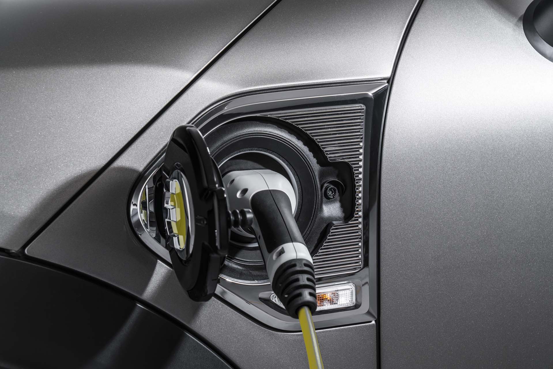 2020款Mini Cooper SE Countryman插电式混动版升级,将获得更多里程_搜狐汽车_搜狐网