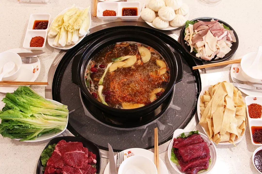 奥运冠军都在吃的牛肉终于来青白江啦!_全牛宴