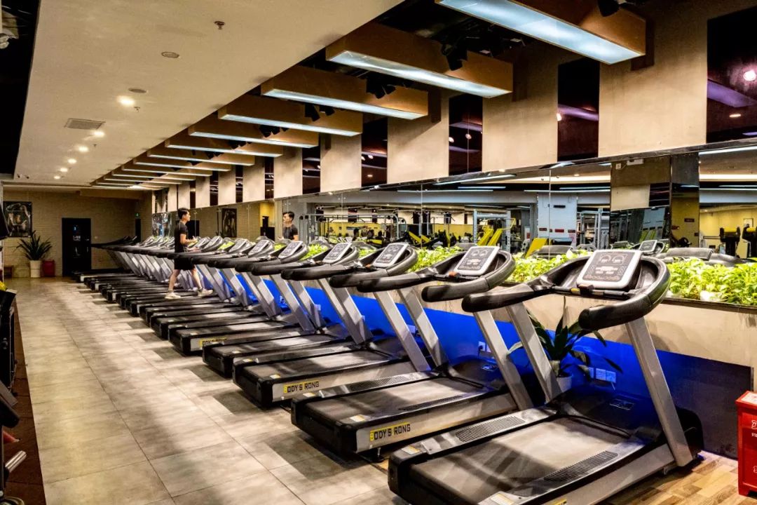 一起来看看深圳这个高端的第三空间有多拽