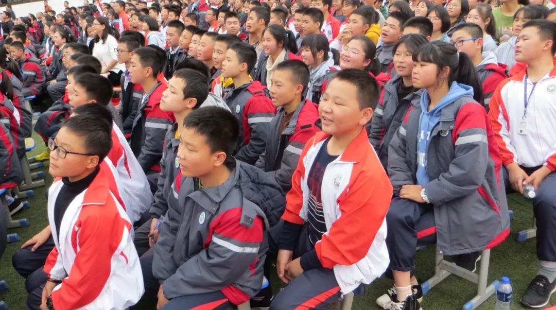 67薪火相传独具特色的弋阳二中第十四届文化体育艺术节圆满结束