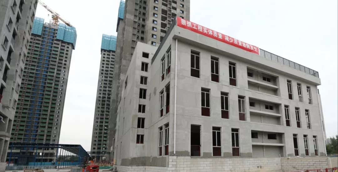光侨雅苑项目是集社区用房,幼儿教育,公交场站,配套商业功能于一体的