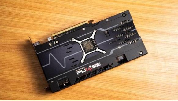 蓝宝石现已推出rx 5500xt 8g白金版oc,官方价格为1499元!