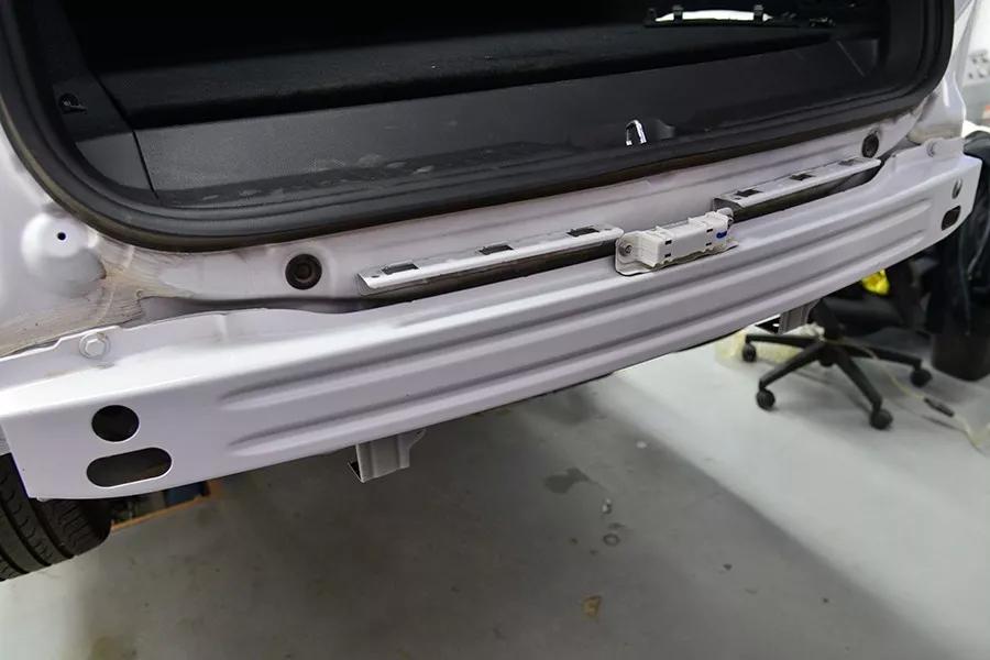 长相厮守的坚持,比亚迪宋ev防撞梁拆解_搜狐汽车_搜狐网